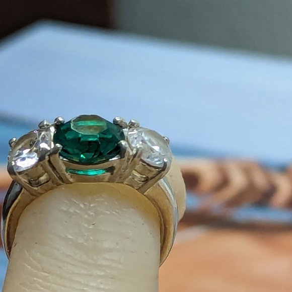 Promise ring Amazing Emerald Cz 1 Ct Green Ring Size 6 Exquisite Design Sterling - Picture 6 of 10